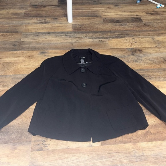 East 5th Black Cropped Jacket – Classic & Chic - Picture 1 of 4